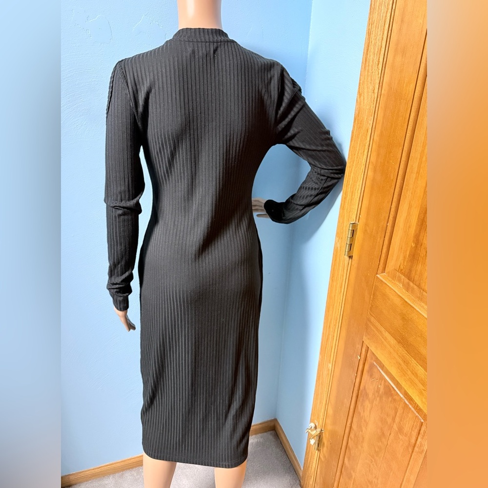 Avec Les Filles Ribbed Lace Front Cold Shoulder Midi Dress Sz medium - Picture 7 of 12